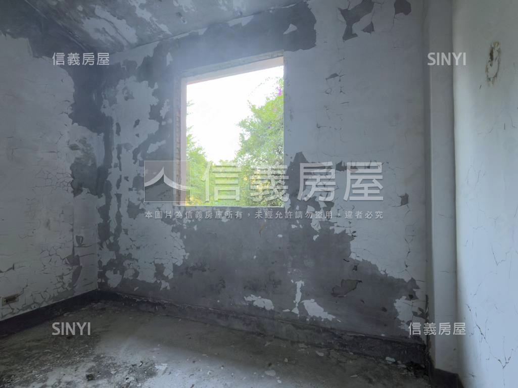 汐萬自由裝修別墅房屋室內格局與周邊環境
