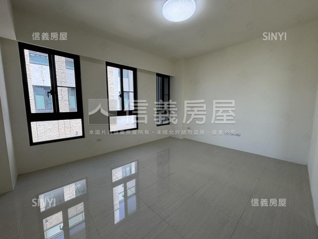 鹿港全新屋雙車透天房屋室內格局與周邊環境