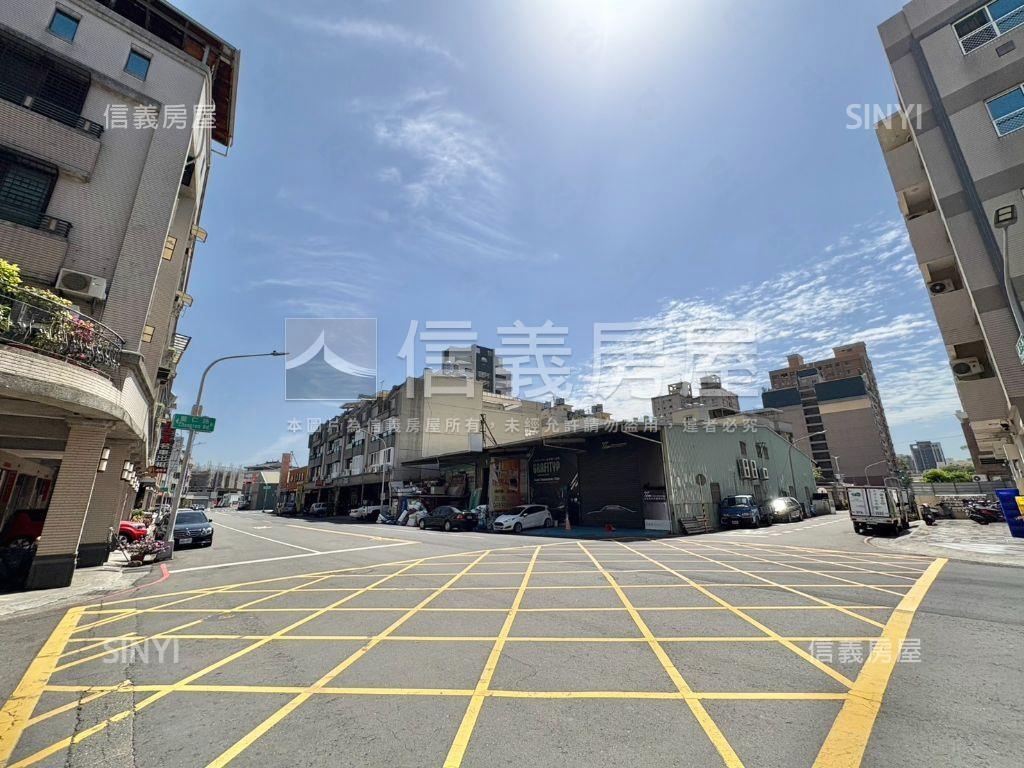 高鐵商圈文學正路透天房屋室內格局與周邊環境