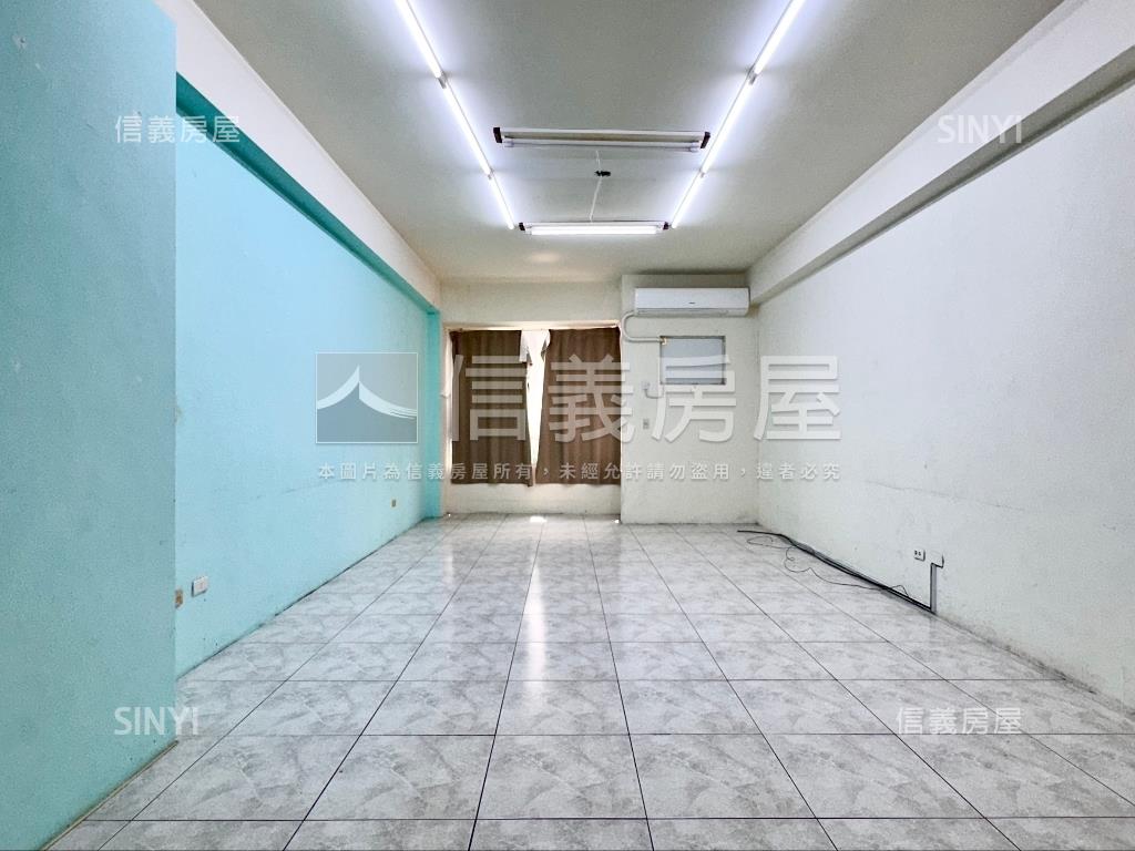 專委：文學正路透天金店房屋室內格局與周邊環境