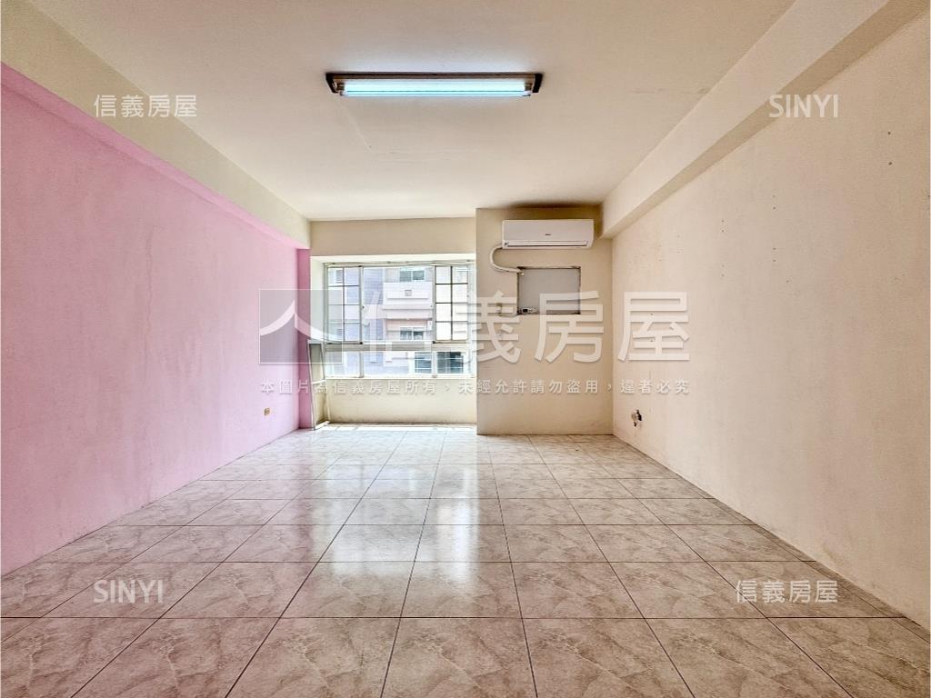 專委：文學正路透天金店房屋室內格局與周邊環境