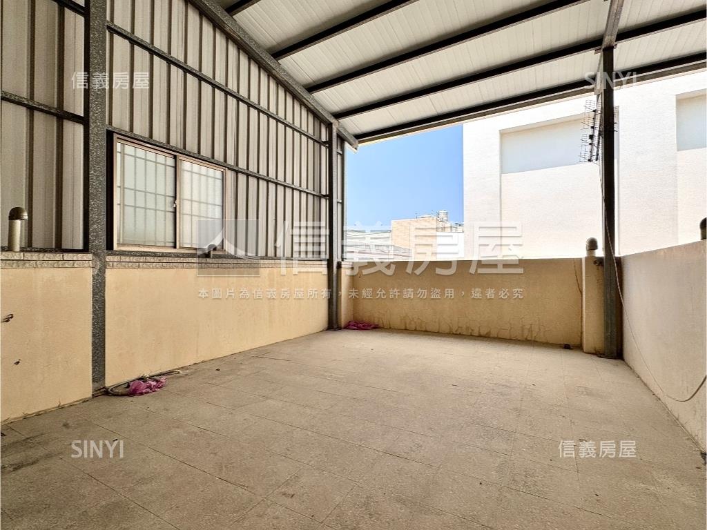 專委：文學正路透天金店房屋室內格局與周邊環境