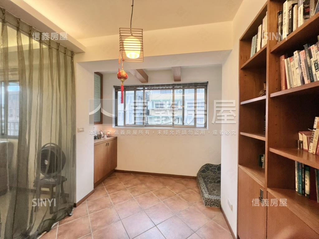 附中大安站面公園一層兩戶房屋室內格局與周邊環境