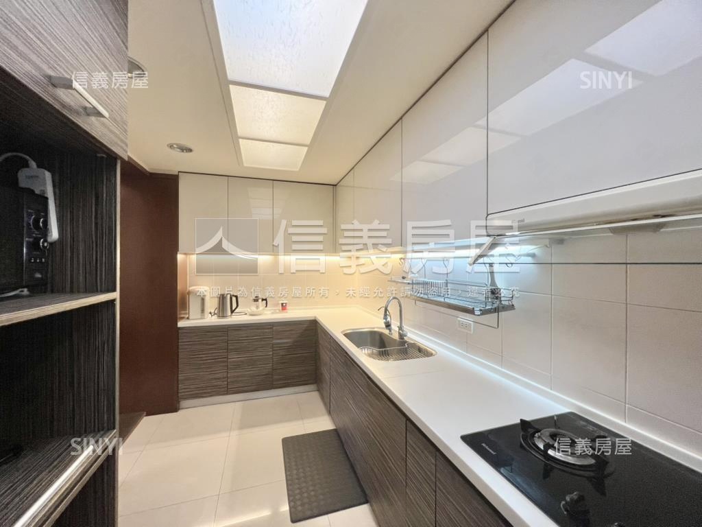 附中大安站面公園一層兩戶房屋室內格局與周邊環境