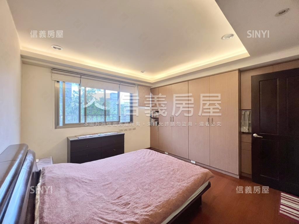 附中大安站面公園一層兩戶房屋室內格局與周邊環境