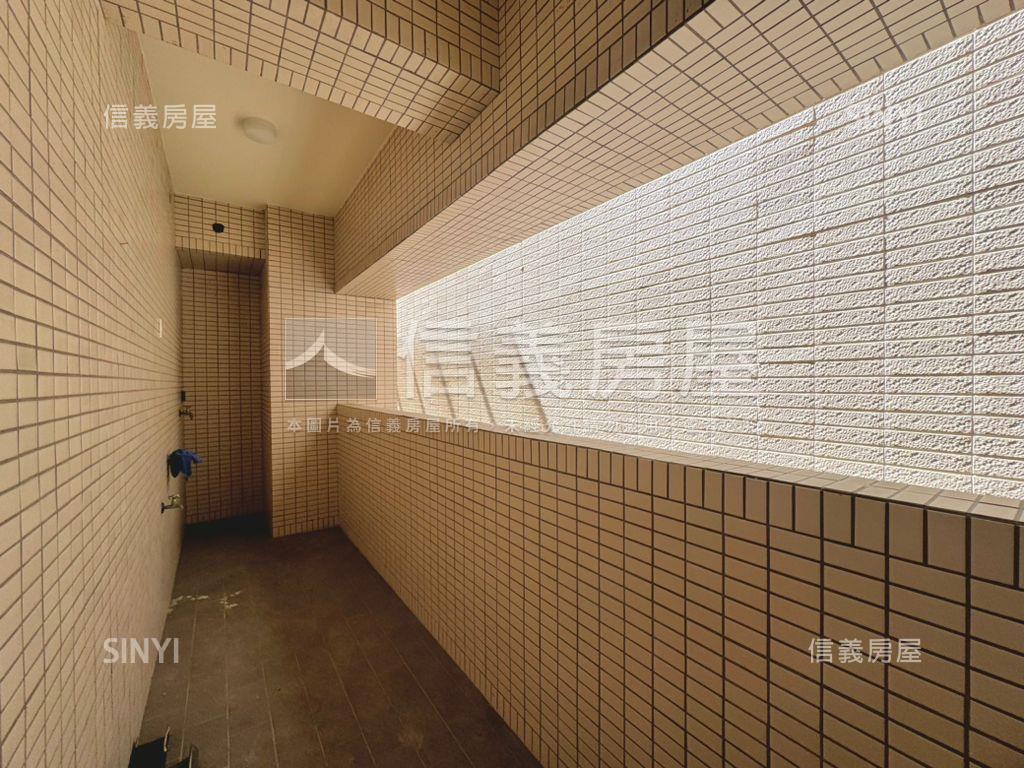 澄清路大面寬傳家金店房屋室內格局與周邊環境