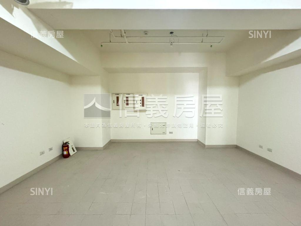 澄清路大面寬傳家金店房屋室內格局與周邊環境