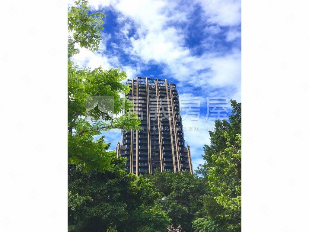 【京倫吾悠】２６樓霸景房屋室內格局與周邊環境