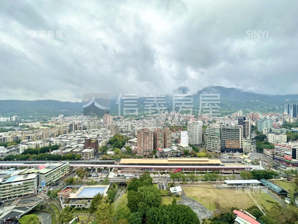 【京倫吾悠】２６樓霸景房屋室內格局與周邊環境