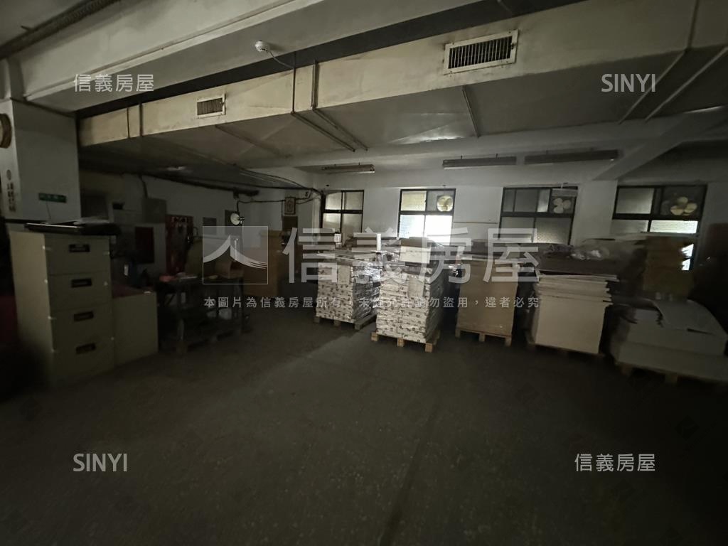 稀有三相電吉成特區大廠辦房屋室內格局與周邊環境