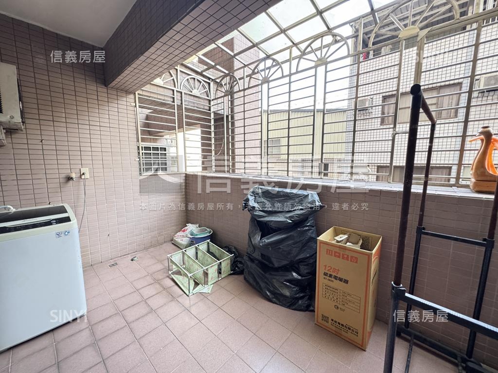 近捷運五福明星學區採光宅房屋室內格局與周邊環境