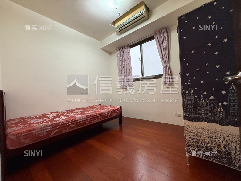品藏未來２１高樓層雙車位房屋室內格局與周邊環境