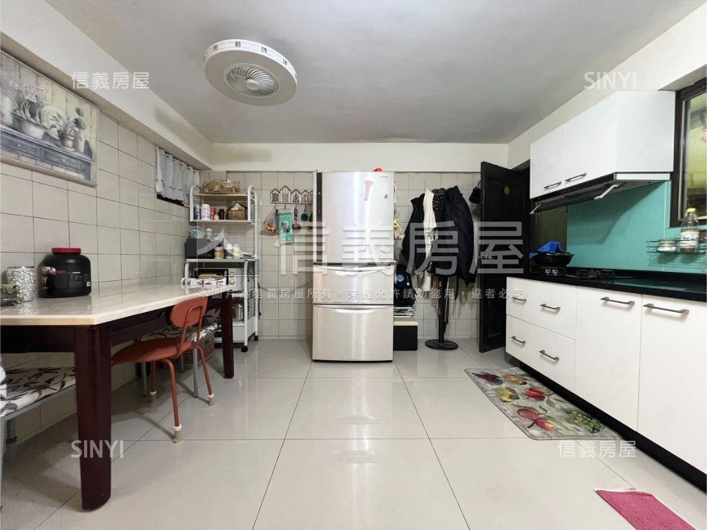 安平市政走路上學朝南車墅房屋室內格局與周邊環境