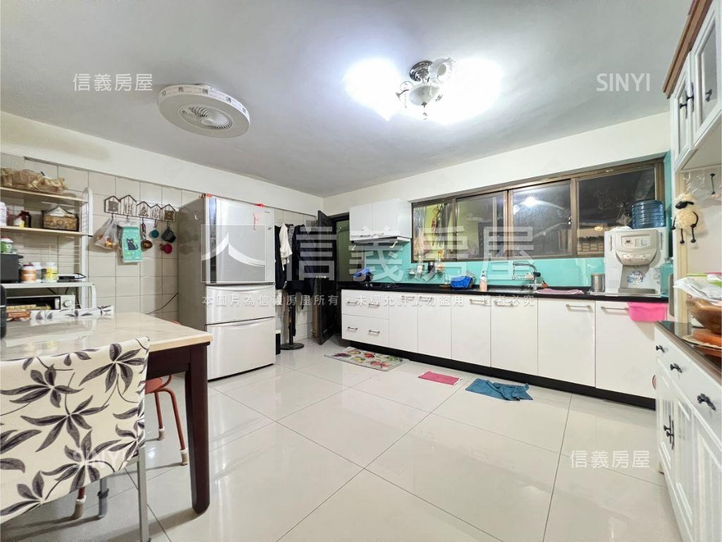 安平市政走路上學朝南車墅房屋室內格局與周邊環境