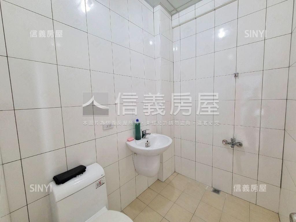 降價！西屯透天誠售房屋室內格局與周邊環境