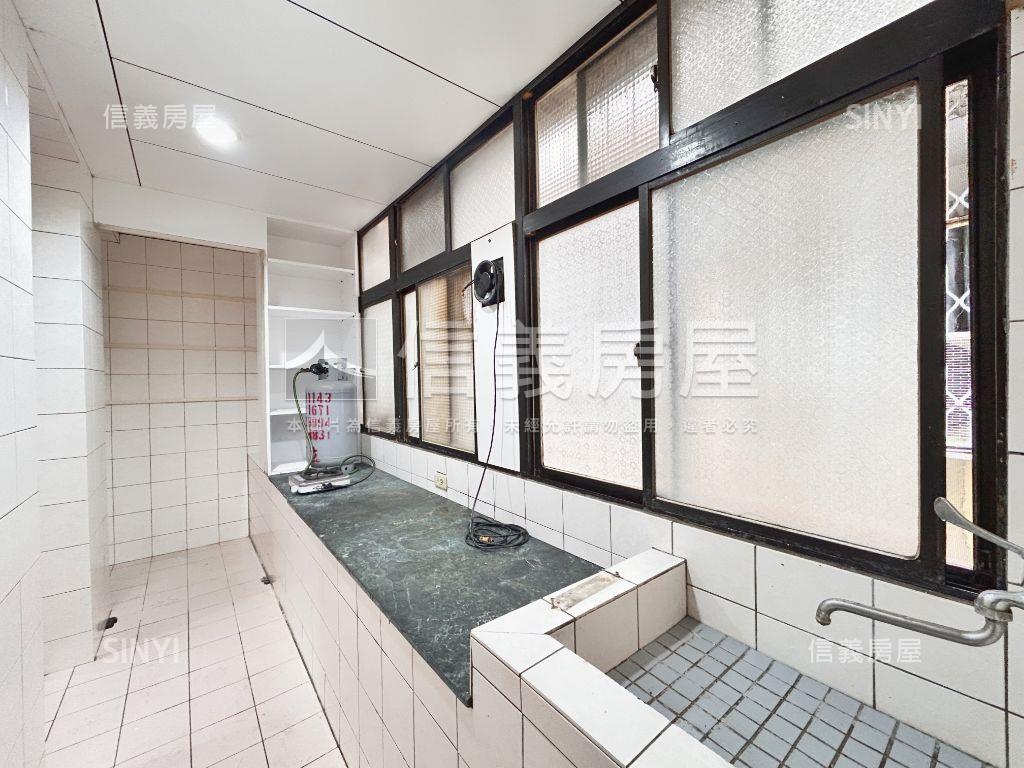 ★專任★幸福捷運幸福宅房屋室內格局與周邊環境