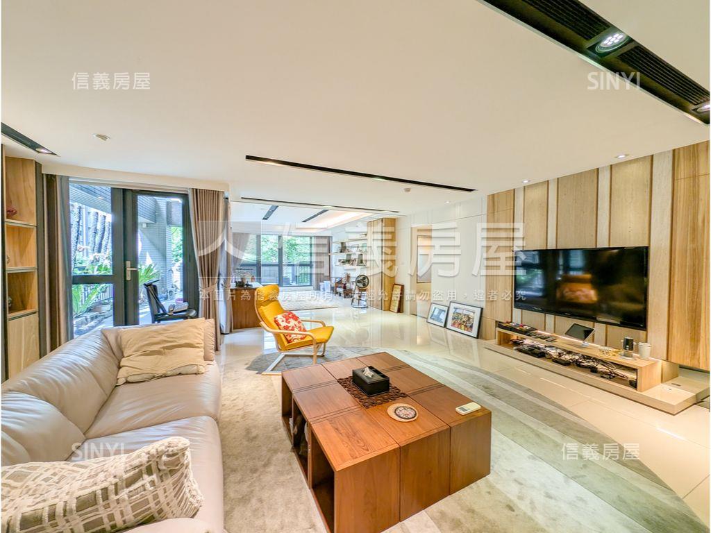 【２１行館】美裝露臺戶房屋室內格局與周邊環境