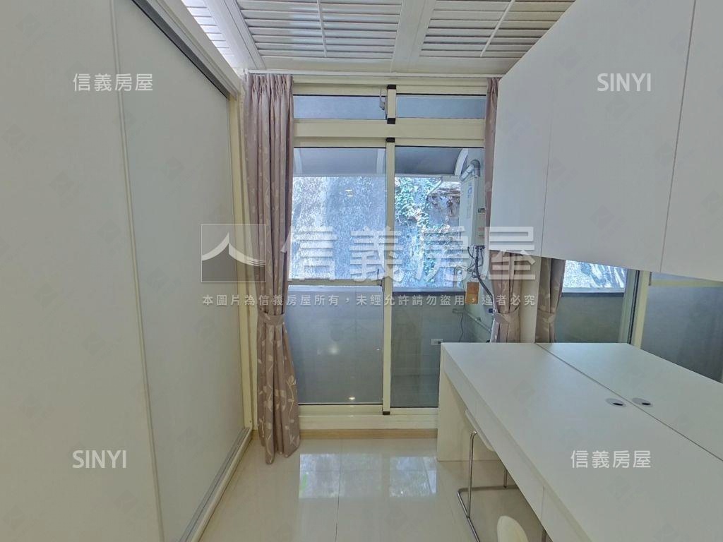 景美美景山莊庭院車庫一樓房屋室內格局與周邊環境