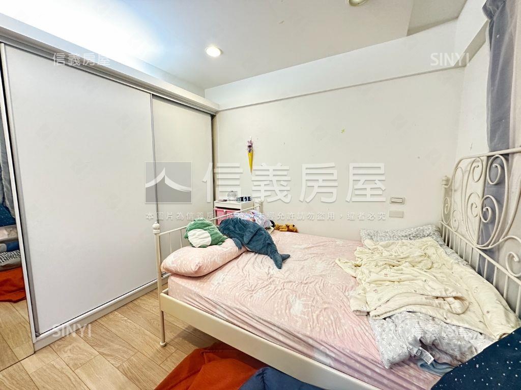 景美美景山莊庭院車庫一樓房屋室內格局與周邊環境