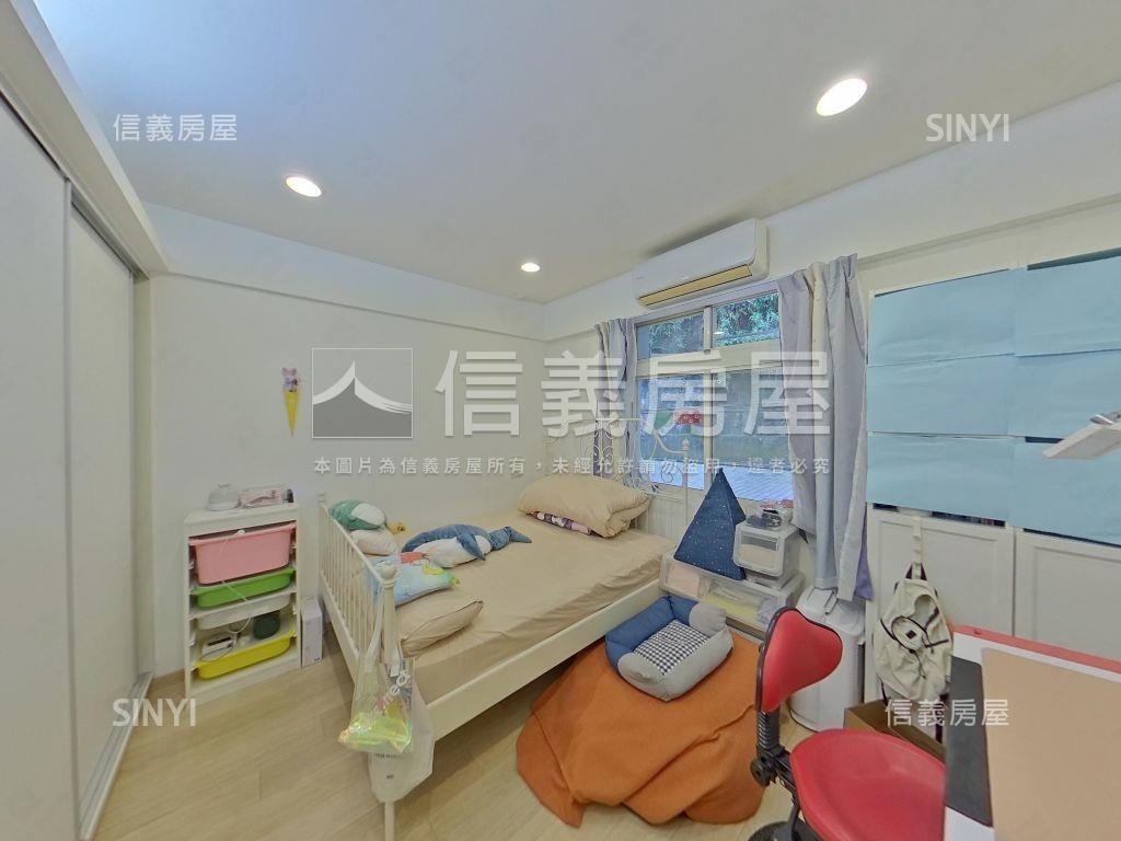 景美美景山莊庭院車庫一樓房屋室內格局與周邊環境