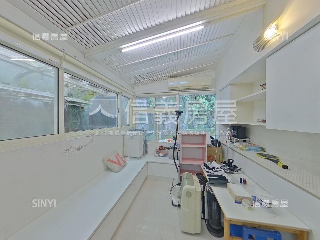 景美美景山莊庭院車庫一樓房屋室內格局與周邊環境