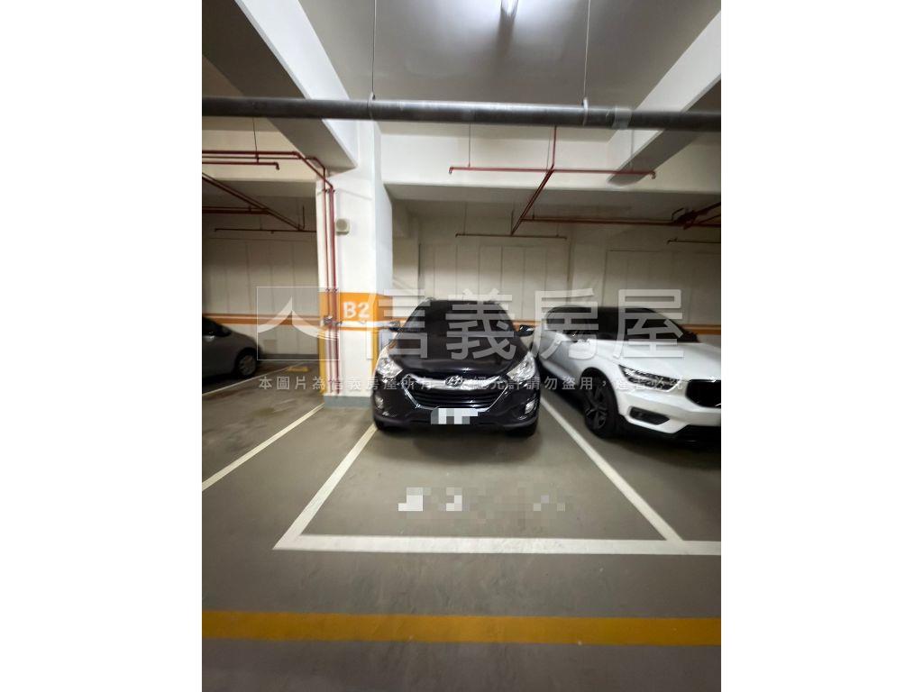鄉林原創３房車位房屋室內格局與周邊環境
