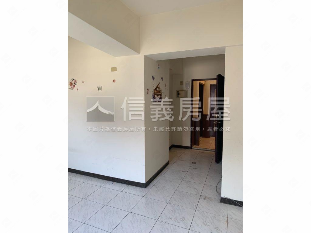 埔墘家樂福旁辦公收租大亨房屋室內格局與周邊環境