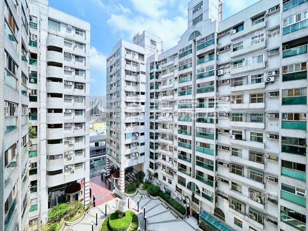 松強國小學區大３房平移車房屋室內格局與周邊環境