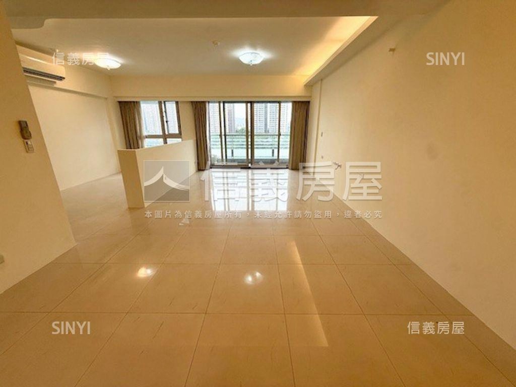 遠揚加州藍天綠樹景觀美邸房屋室內格局與周邊環境