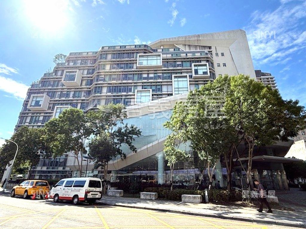 遠揚加州藍天綠樹景觀美邸房屋室內格局與周邊環境