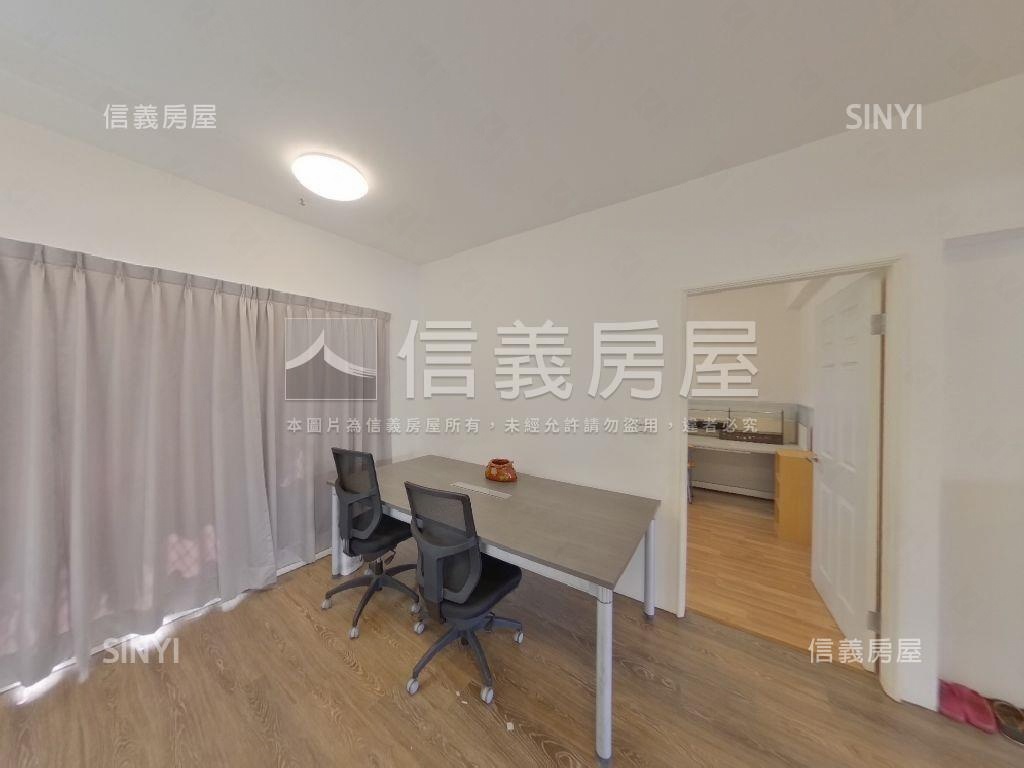 現代羅馬高樓三房房屋室內格局與周邊環境