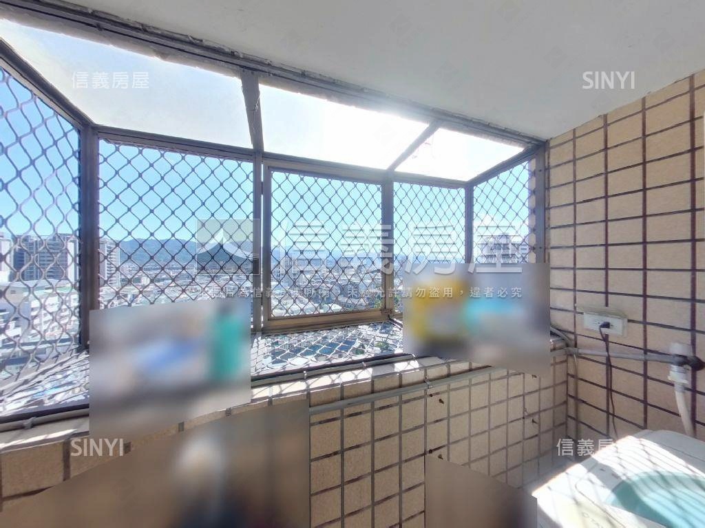現代羅馬高樓三房房屋室內格局與周邊環境