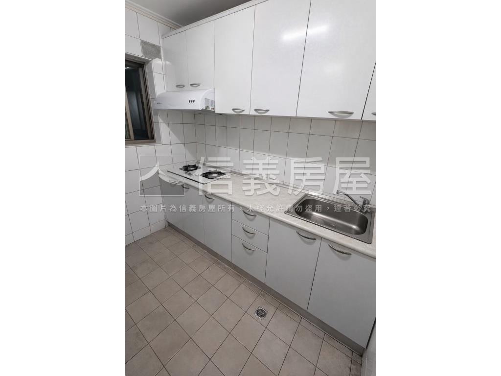 天生贏家挑高一樓大空間房屋室內格局與周邊環境