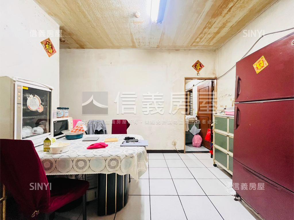 大唐幸福江山肆房車位房屋室內格局與周邊環境