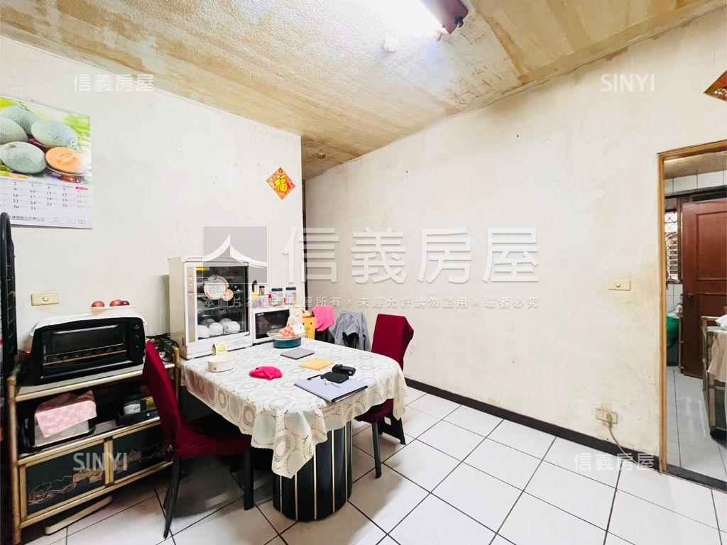 大唐幸福江山肆房車位房屋室內格局與周邊環境