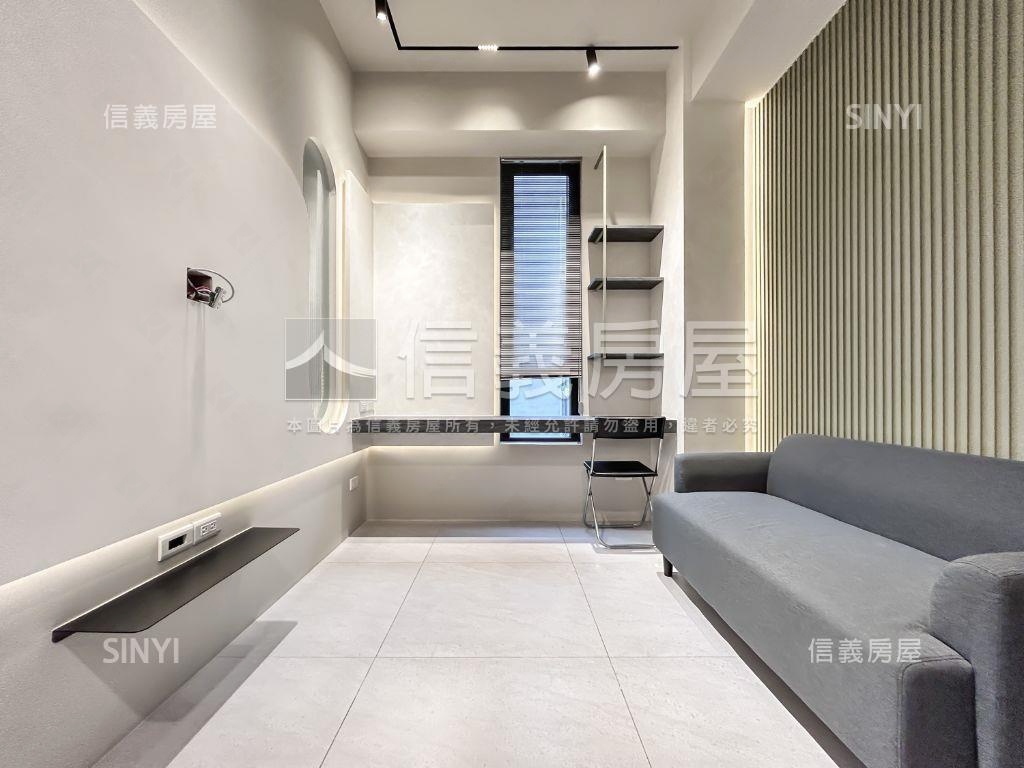 雙捷運輕屋齡小資精品宅房屋室內格局與周邊環境