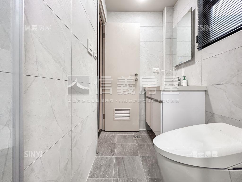 雙捷運輕屋齡小資精品宅房屋室內格局與周邊環境