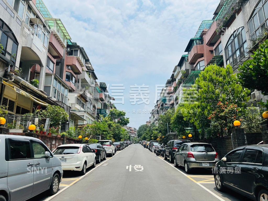 玫瑰★輕軌★典雅大戶美邸房屋室內格局與周邊環境