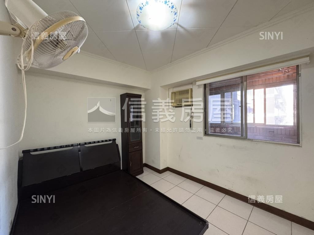 極品中華路美四房房屋室內格局與周邊環境