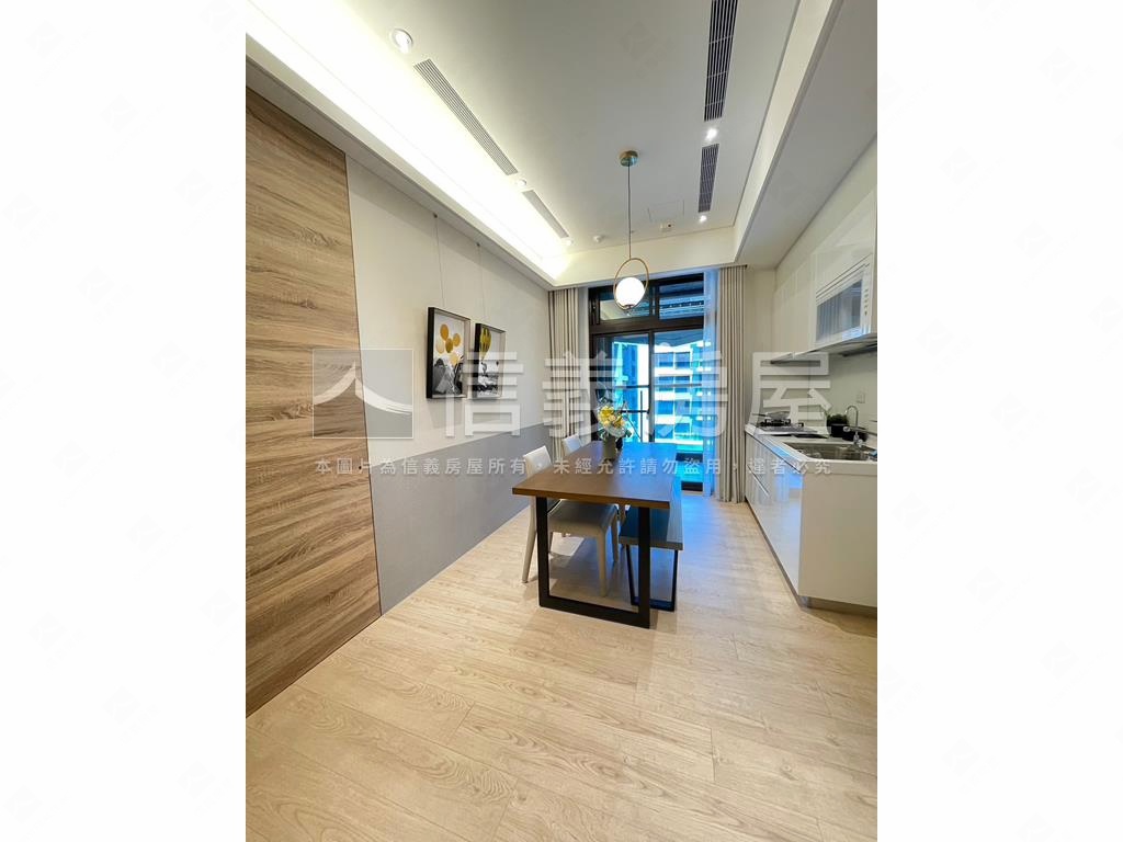 中央星鑽高樓層視野＋車位房屋室內格局與周邊環境