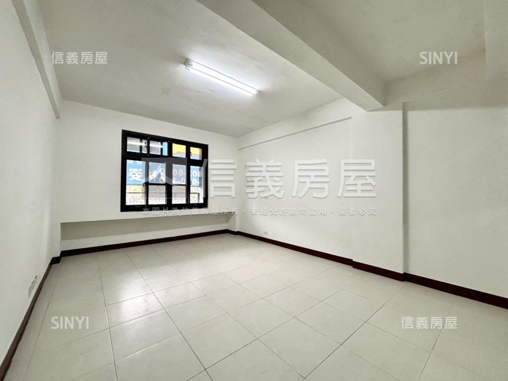 民權路｜大空間黃金店住房屋室內格局與周邊環境