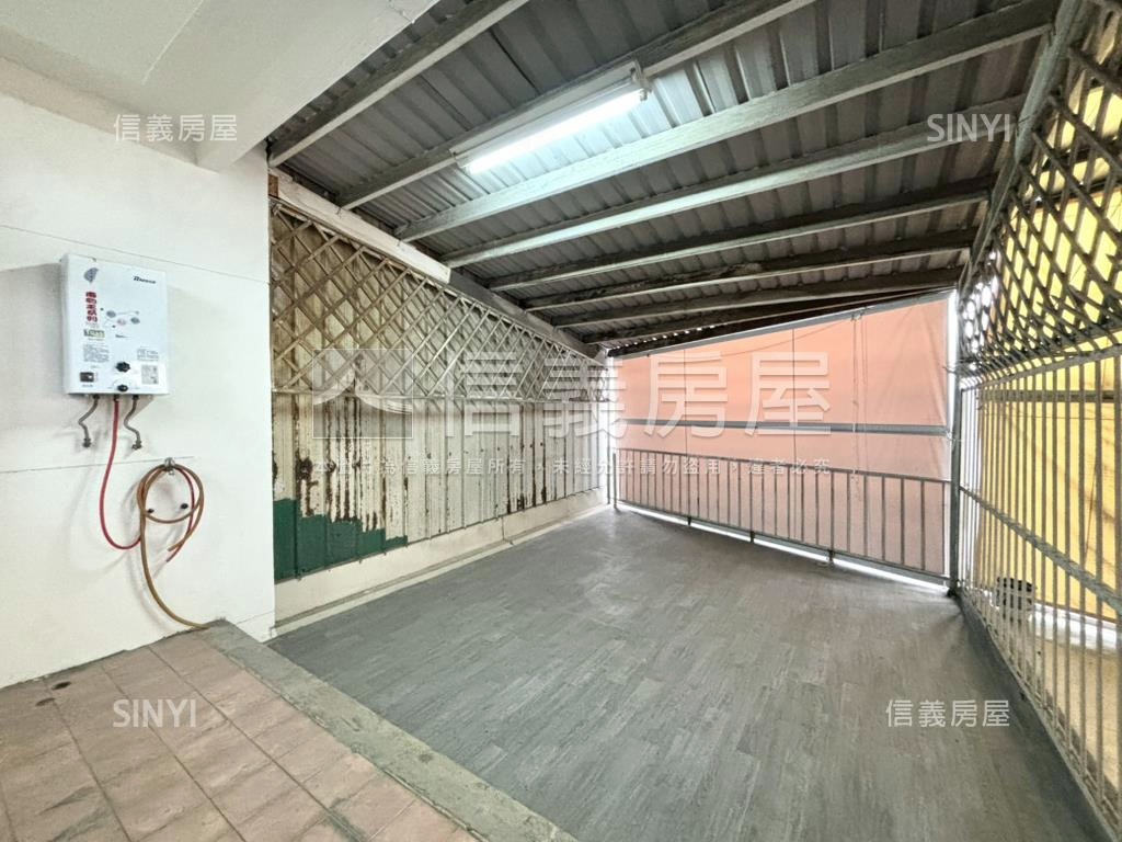 民權路｜大空間黃金店住房屋室內格局與周邊環境