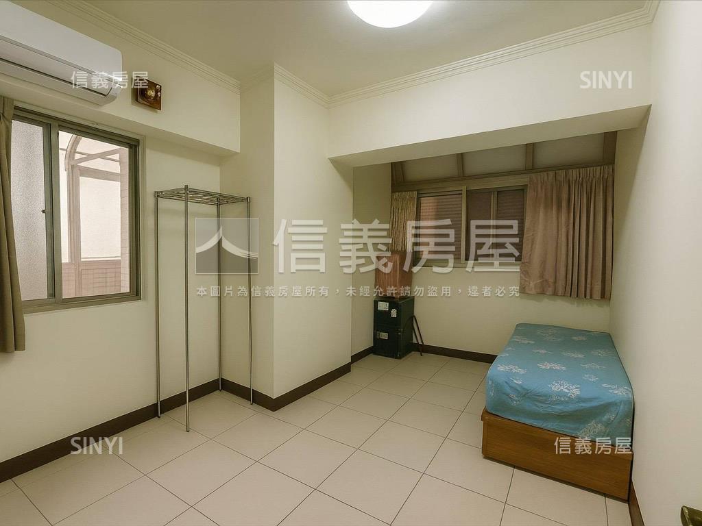 近捷運五期兩房車位房屋室內格局與周邊環境