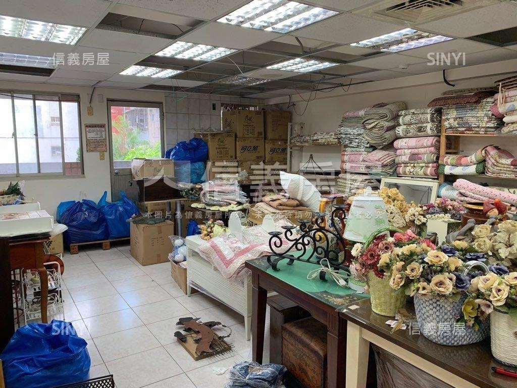 永泰金城☀邊間大露臺店辦房屋室內格局與周邊環境