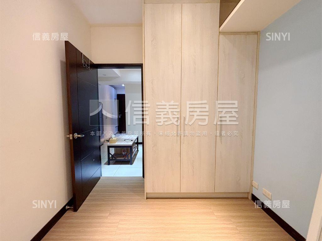 世界馥採光美屋附車位房屋室內格局與周邊環境