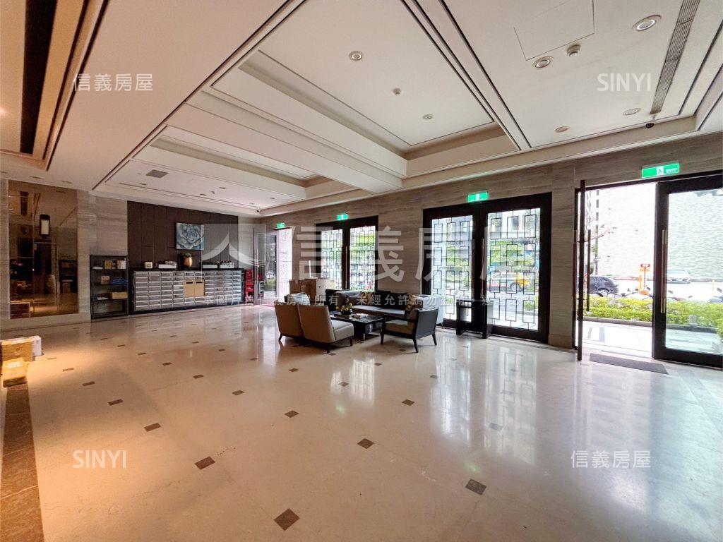 世界馥採光美屋附車位房屋室內格局與周邊環境