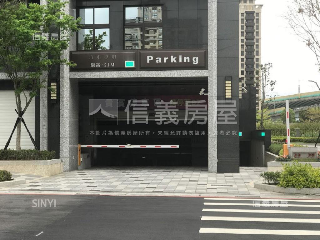 世界馥採光美屋附車位房屋室內格局與周邊環境