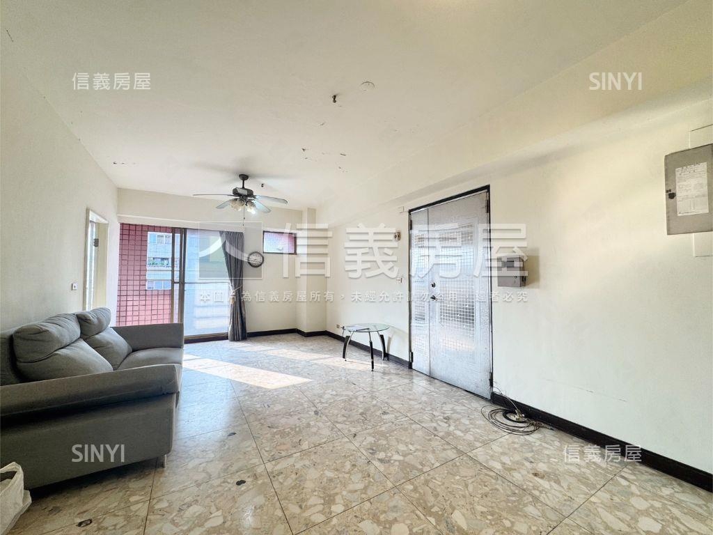 非凡比採光大三房房屋室內格局與周邊環境