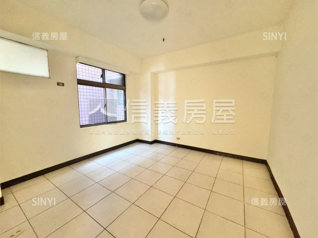 非凡比採光大三房房屋室內格局與周邊環境