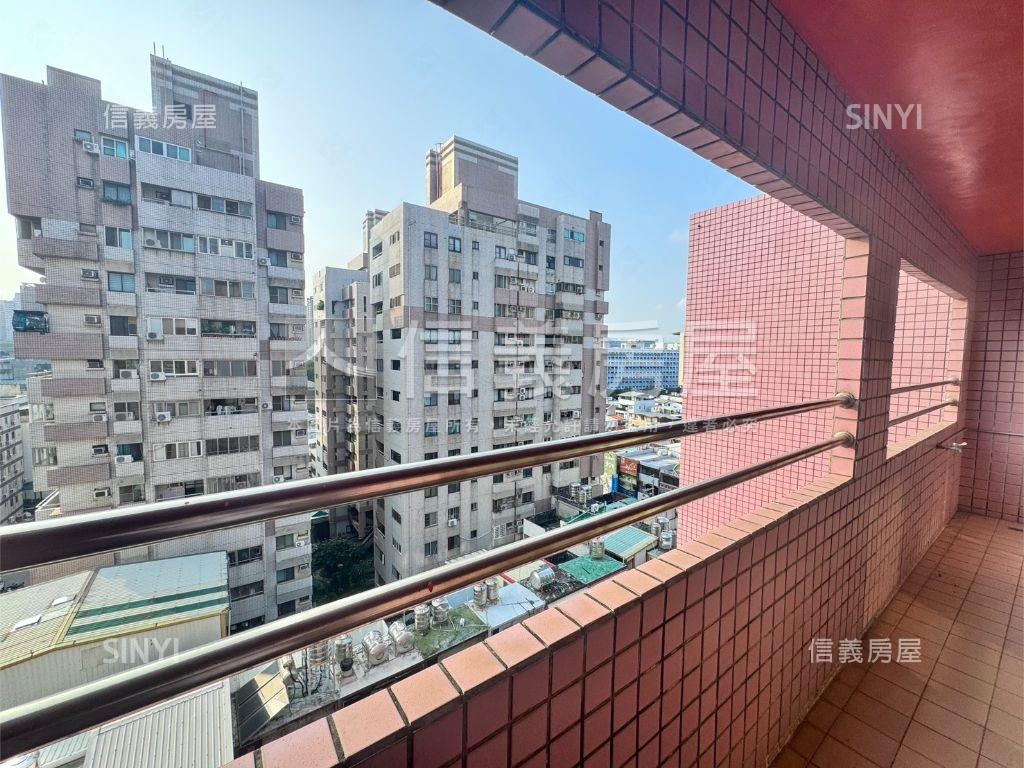 非凡比採光大三房房屋室內格局與周邊環境